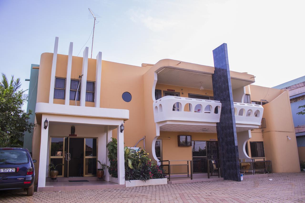 Lovista Hotel North Legon Eksteriør bilde